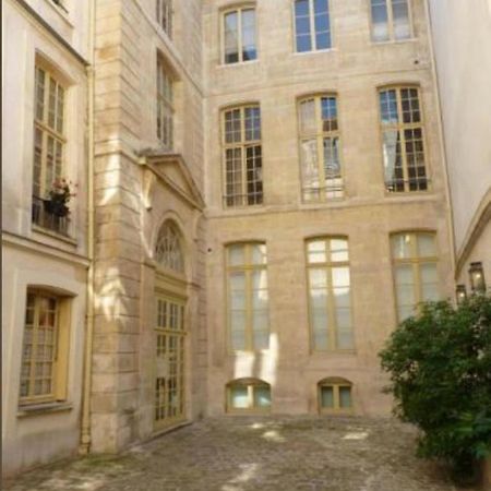 Charming Cosy Triplex In Trendy Marais Apartment ปารีส ภายนอก รูปภาพ