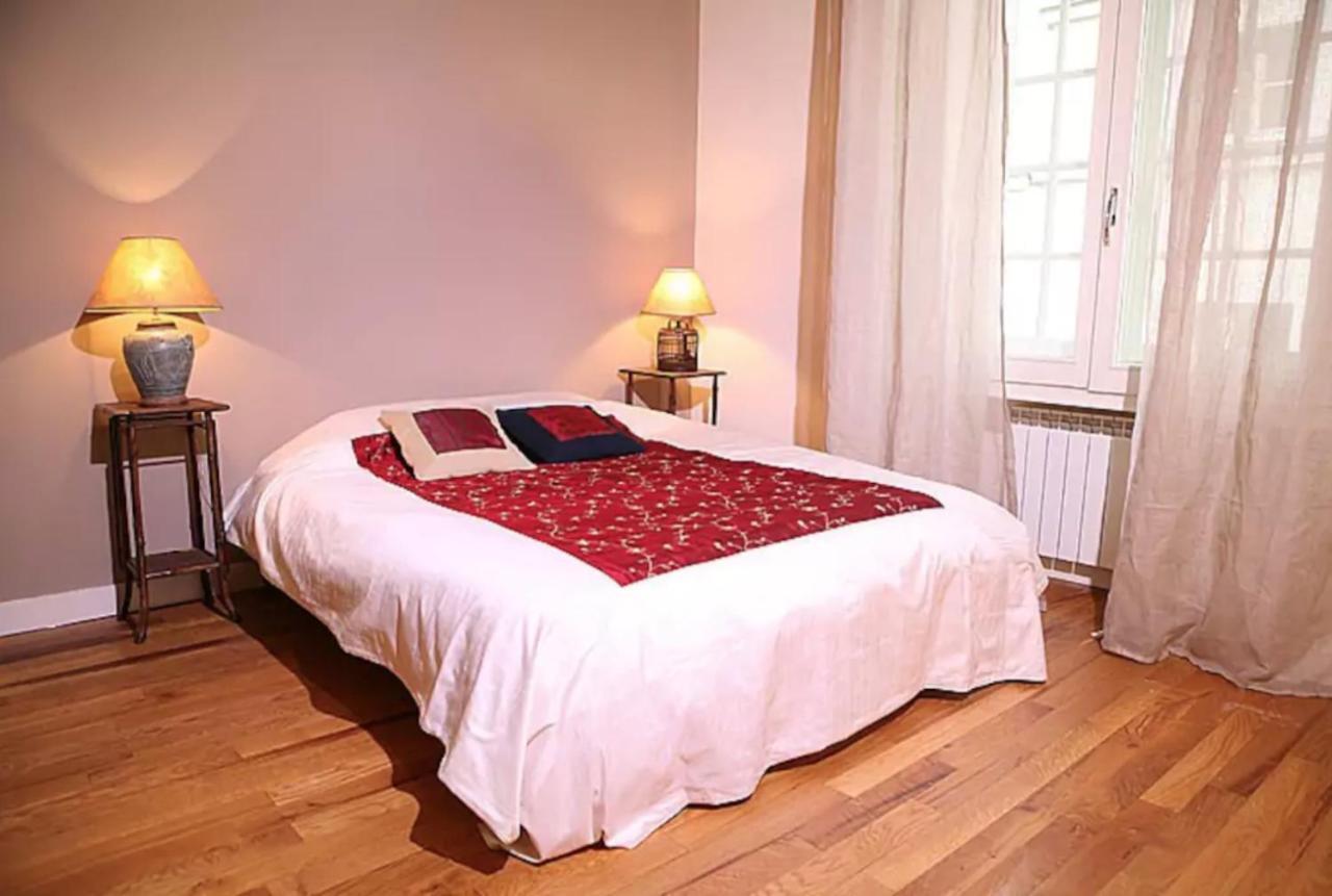 Charming Cosy Triplex In Trendy Marais Apartment ปารีส ภายนอก รูปภาพ