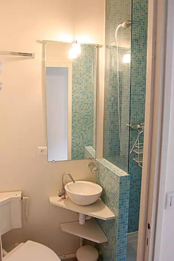 Charming Cosy Triplex In Trendy Marais Apartment ปารีส ภายนอก รูปภาพ