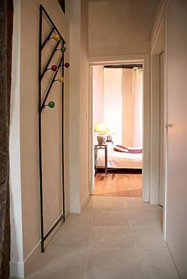 Charming Cosy Triplex In Trendy Marais Apartment ปารีส ภายนอก รูปภาพ